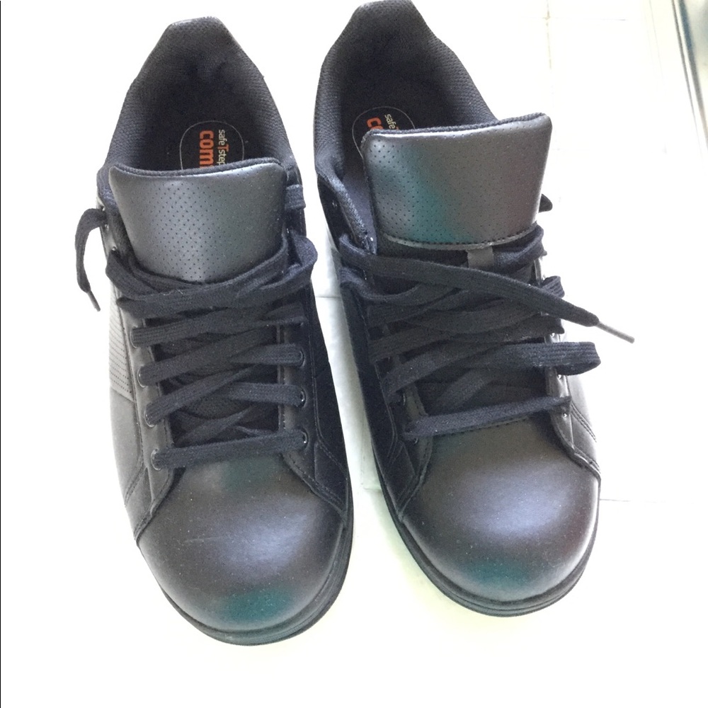 Size 13 safety shoe